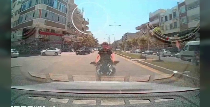 Şanlıurfa'da motosiklet kazası: 1'i ağır 2 yaralı