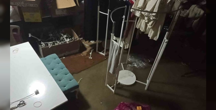Seydişehir'de sağanak felaketi: İş yerleri sular altında kaldı, vatandaşlar zor anlar yaşadı