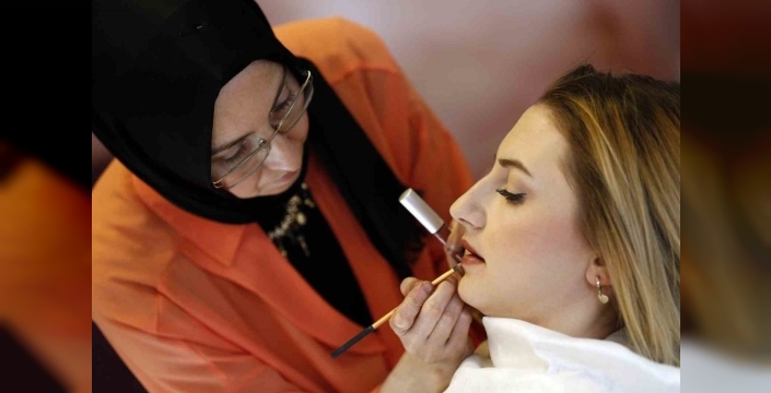 Sultanhisar'da kalıcı makyaj kursu için başvurular başladı