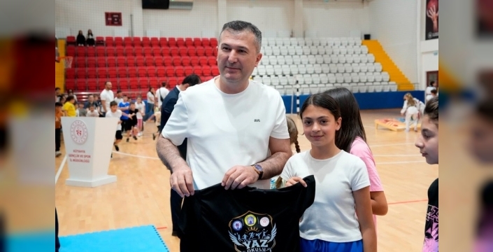 Tavşanlı'da yaz okulları coşkuyla açıldı