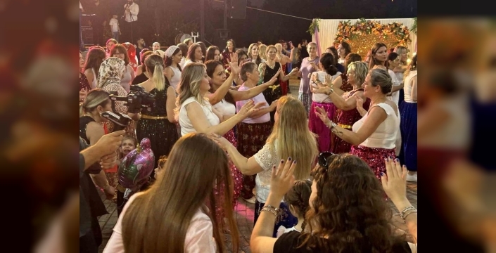 Tekirdağ'da geleneksel şalvar gecesi coşkuyla kutlandı