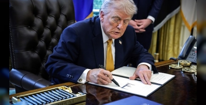 Trump'ın 2025'teki devasa finansal operasyonu: Günlük 85 işlem ve şaşırtan çelişkiler!