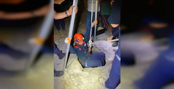 Uşak'ta kaybolan yaşlı kadın, kaderine terk edilmiş bir kuyuda cansız bedeniyle bulundu