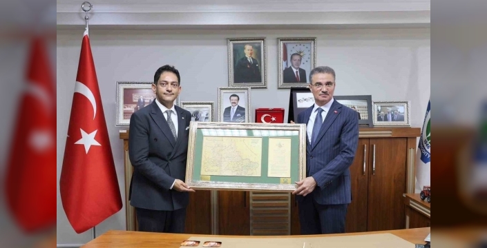 Vali Aydın Baruş, Erzurum Ticaret Borsası'nın projelerini yerinde inceledi
