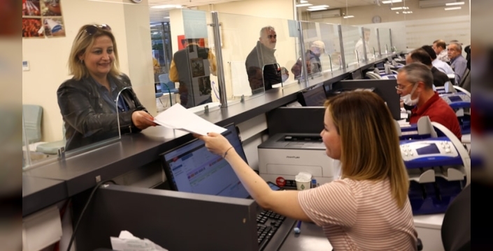 Vatandaşın cebi boşalırken bankalar komisyonlardan servet topladı: 472 milyar TL kasaya girdi