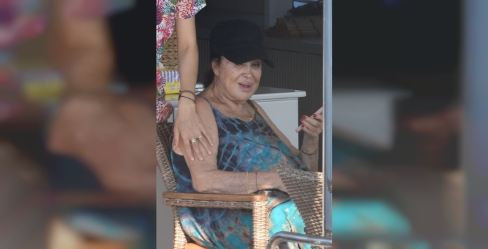 Yeşilçam’ın sultanı Türkan Şoray, Bozburun'da tatil yaparken görüntülendi