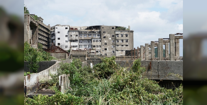Yıkılan binalar, terk edilmiş ada: Hashima'nın acı hikayesi