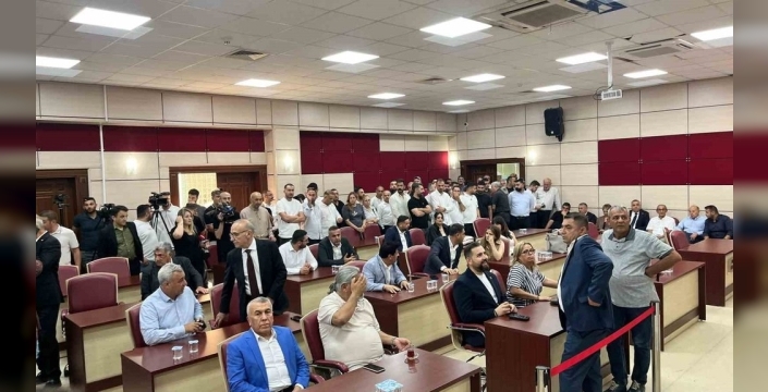 Yüreğir belediye başkanvekilliği koltuğu yine Cafer Boyraz'ın!