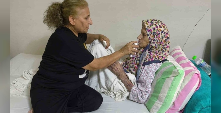 100 yaşındaki kadın 171 kişilik aileye sahip