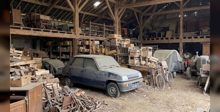 43 yıllık kullanılmamış Renault 5, 3 milyon liraya satıldı