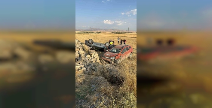Afyonkarahisar'da feci kaza: 1 can kaybı, 5 yaralı