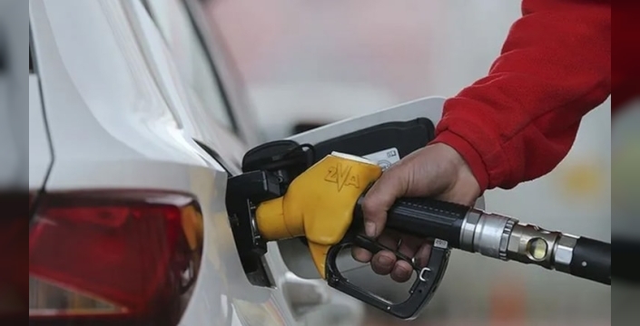 Akaryakıtta indirim rüzgarı: Motorin fiyatları değişti
