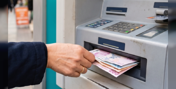 ATM'lerden para çekme dönemi değişiyor: Artık sadece bu banknotlar çıkacak!