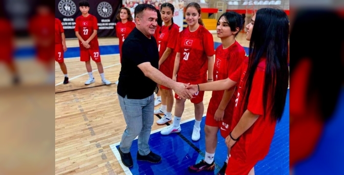 Avrupa Şampiyonası öncesi ay-yıldızlılar Bilecik'te ter döküyor