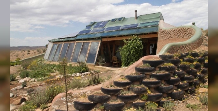 Avustralya'da evi toprağa gömdüler, ısıtma ve soğutmaya sıfır enerji harcıyorlar
