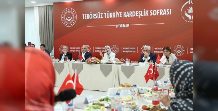 Bakan Göktaş: Terörsüz Türkiye şehit yakınları ve gazilerle inşa edildi