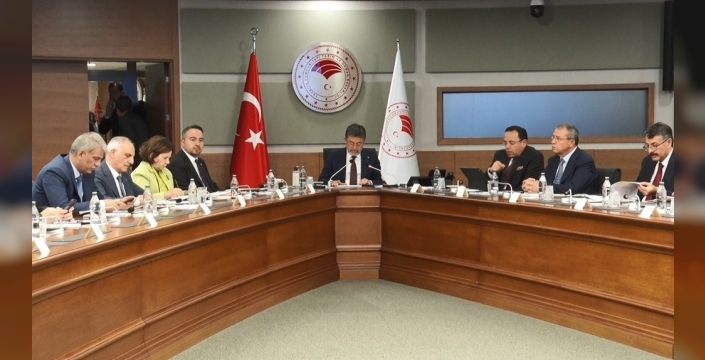 Bakan Yumaklı: Su ayak izi çalışmaları 2030'da tamamlanacak