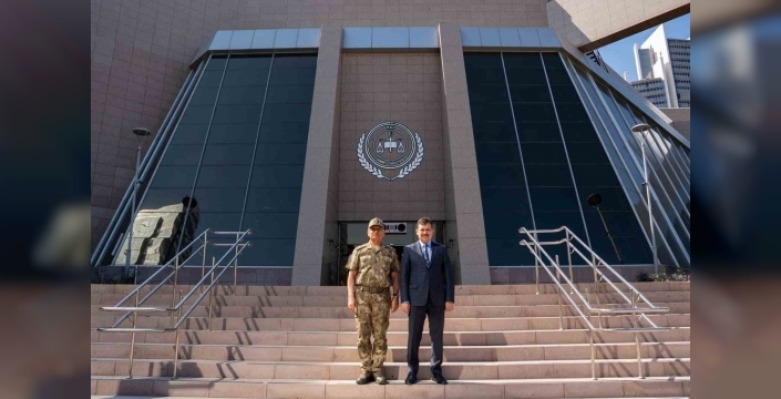 Başsavcı Yeldan, İzmir'den ayrılan bürokratları ağırladı