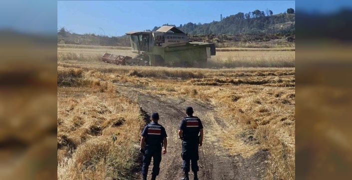 Biçerdöver operatörlerine Bilecik'te yangın önlemleri anlatıldı