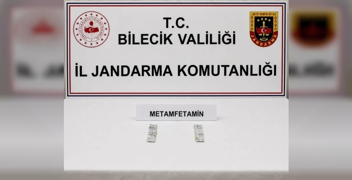 Bilecik'te otomobilde uyuşturucu bulundu
