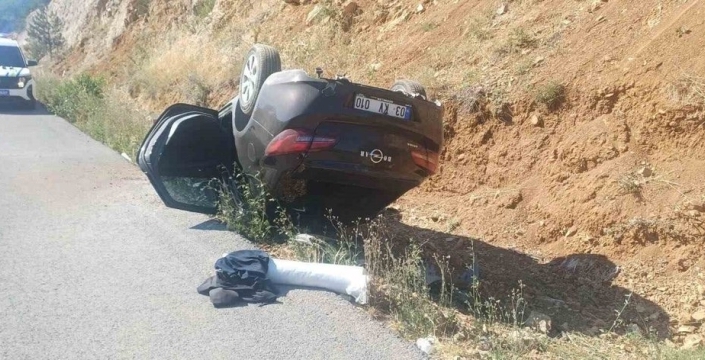 Bilecik'te trafik kazasında iki kişi yaralandı