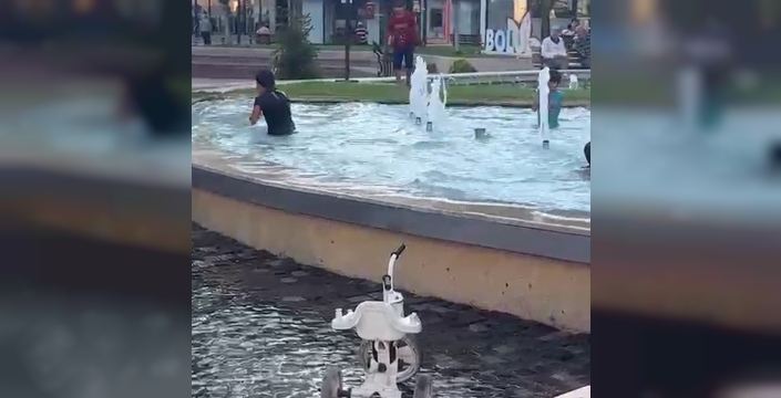 Bolu'da süs havuzunda yasak keyif