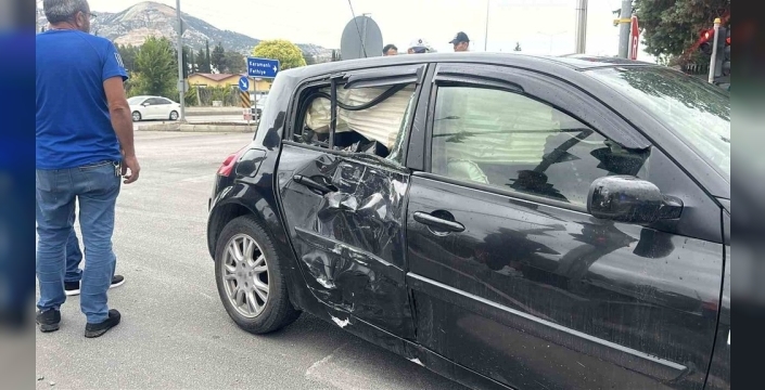 Burdur'da motosikletli ağır yaralandı