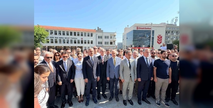 Bursa'da CHP'li belediye başkanları yeni partiye katıldı