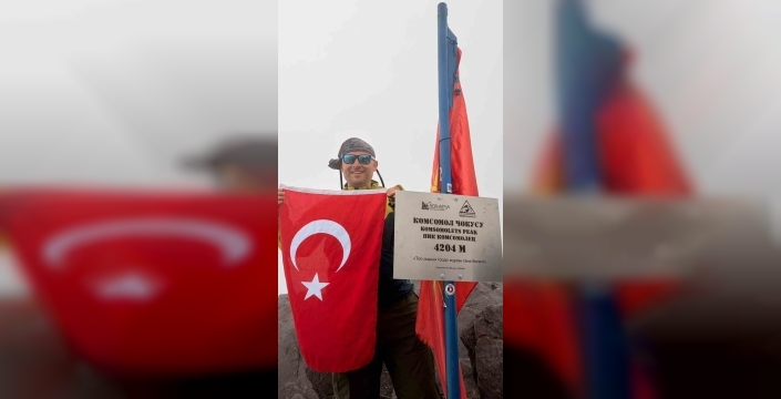 Bursa'dan Kırgızistan'a umut dolu zirve tırmanışı