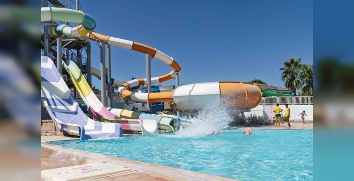 Büyükşehir aquapark etkinliğiyle gençlere ulaşıyor