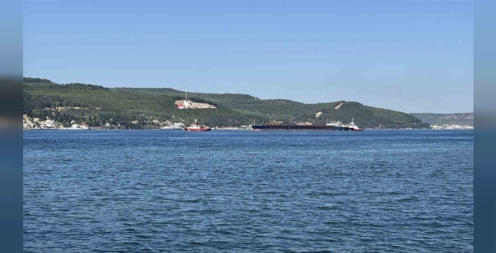 Çanakkale Boğazı'nda gemi makine arızası yaptı