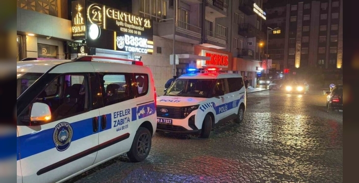 Çatıdan düşen beton yayayı yaraladı