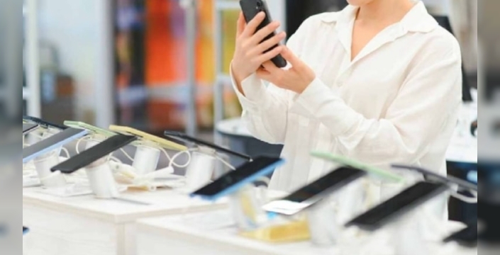 Cep telefonu ithalatında yeni dönem başladı