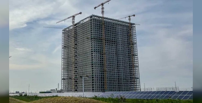 Çin'den yerçekimiyle elektrik depolama kulesi
