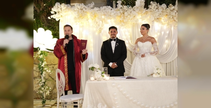 DOĞA VE OZAN’IN MUTLULUĞUNA GÖRKEMLİ KUTLAMA
