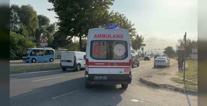 Düzce'de motosiklet ve otomobil çarpıştı: 1 yaralı