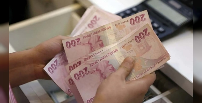 Emeklilere yapılan zam, sefaletin kapısını araladı