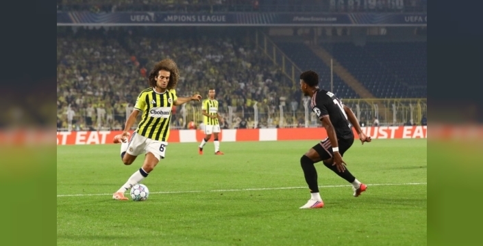 Fenerbahçe, Olympique Lyon karşısında geride kalıyor
