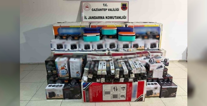 Gaziantep’te kaçak elektronik malzeme operasyonu yapıldı