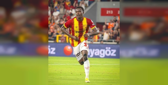 Göztepe, Anthony Dennis'i Al-Jazira Club'a transfer etti