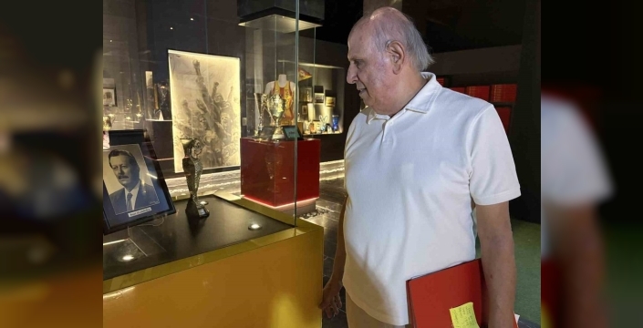 Göztepe ve Galatasaray, tarihi kupayı ikiye böldü