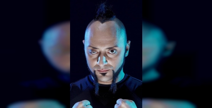 Hayko Cepkin, 'ELECTRIC' projesiyle Türkiye'de konser verecek