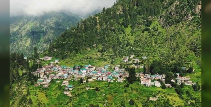 Hindistan'da dokunmanın yasak olduğu köy alışverişte farklı bir yol izliyor