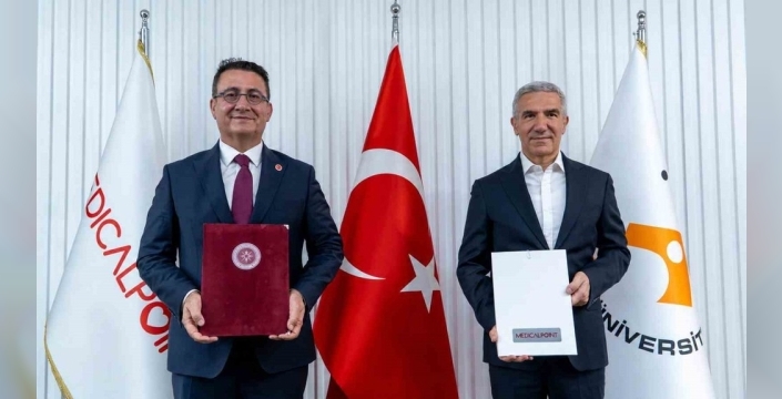 İEÜ Medical Point ve İYTE, sağlıkta iş birliği protokolü imzaladı