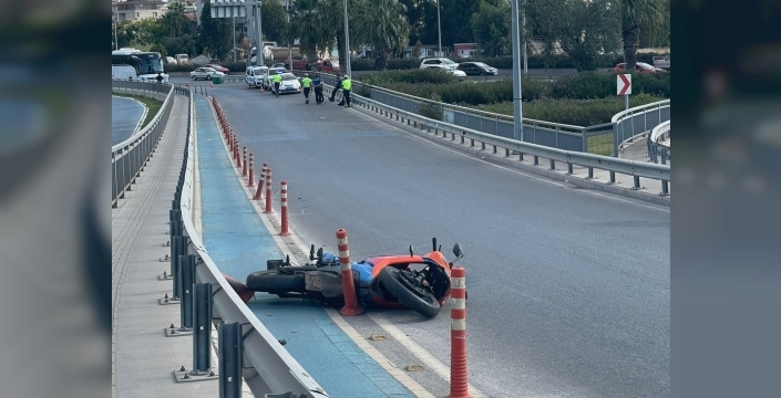 İzmir'de motosiklet kazasında bir genç kadın öldü