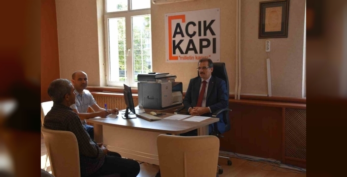 Kaymakam Güldoğan, Açık Kapı uygulamasıyla vatandaşların sorunlarını dinliyor