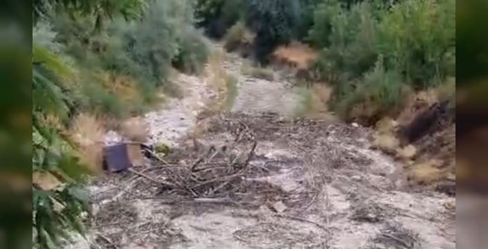Kocaözü Mahallesi'nde sağanak yağış sonrası sel oluştu