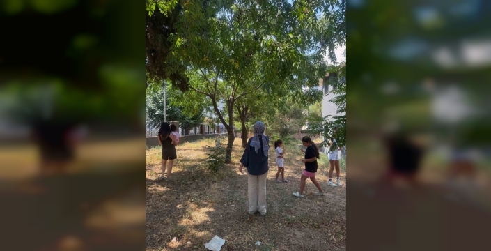 Küçük kaşifler, 'sihirli kütüphanenin kayıp anahtarı'nı arayarak kitapların gizemine daldı