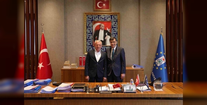 Kütahya'da yerel yönetimler 30 Ağustos için bir araya geldi