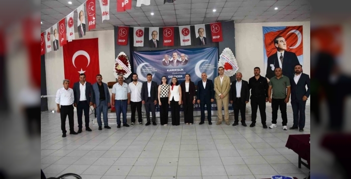 MHP Selendi'de yeni lider Hafize Gürcan oldu